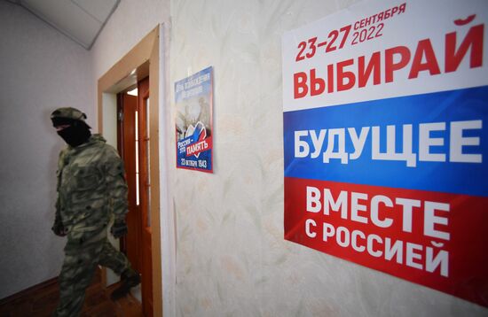 Ukraine Russia Joining Referendum