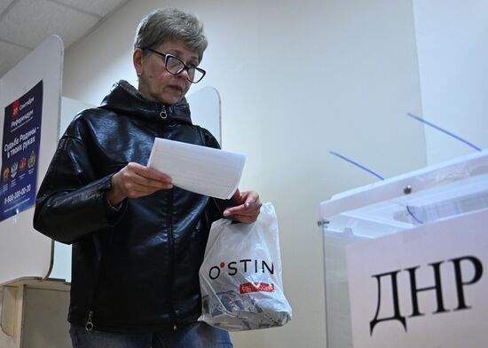 Russia Joining Referendum