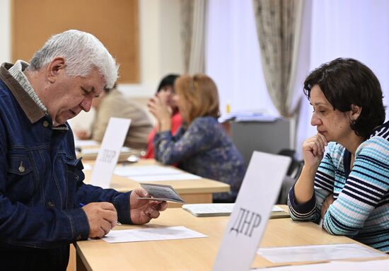 Russia Joining Referendum