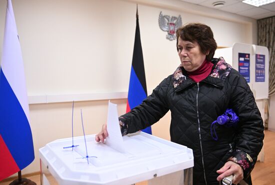 Russia Joining Referendum