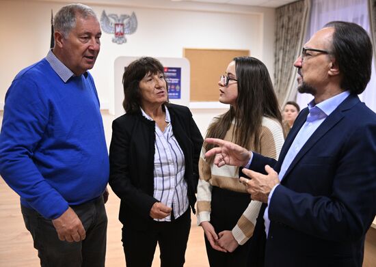 Russia Joining Referendum