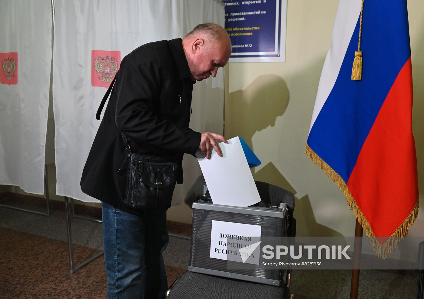 Russia Joining Referendum Regions