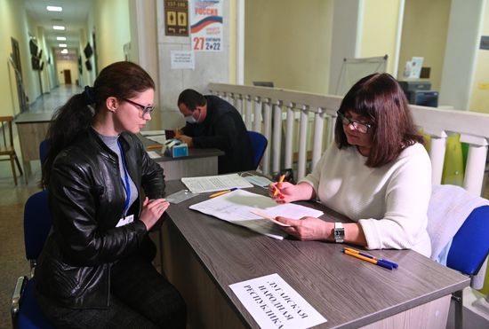 Russia Joining Referendum Regions