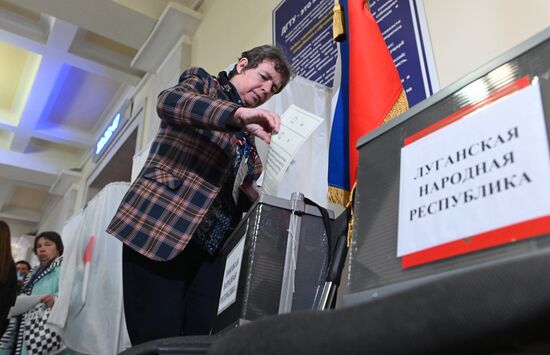 Russia Joining Referendum Regions