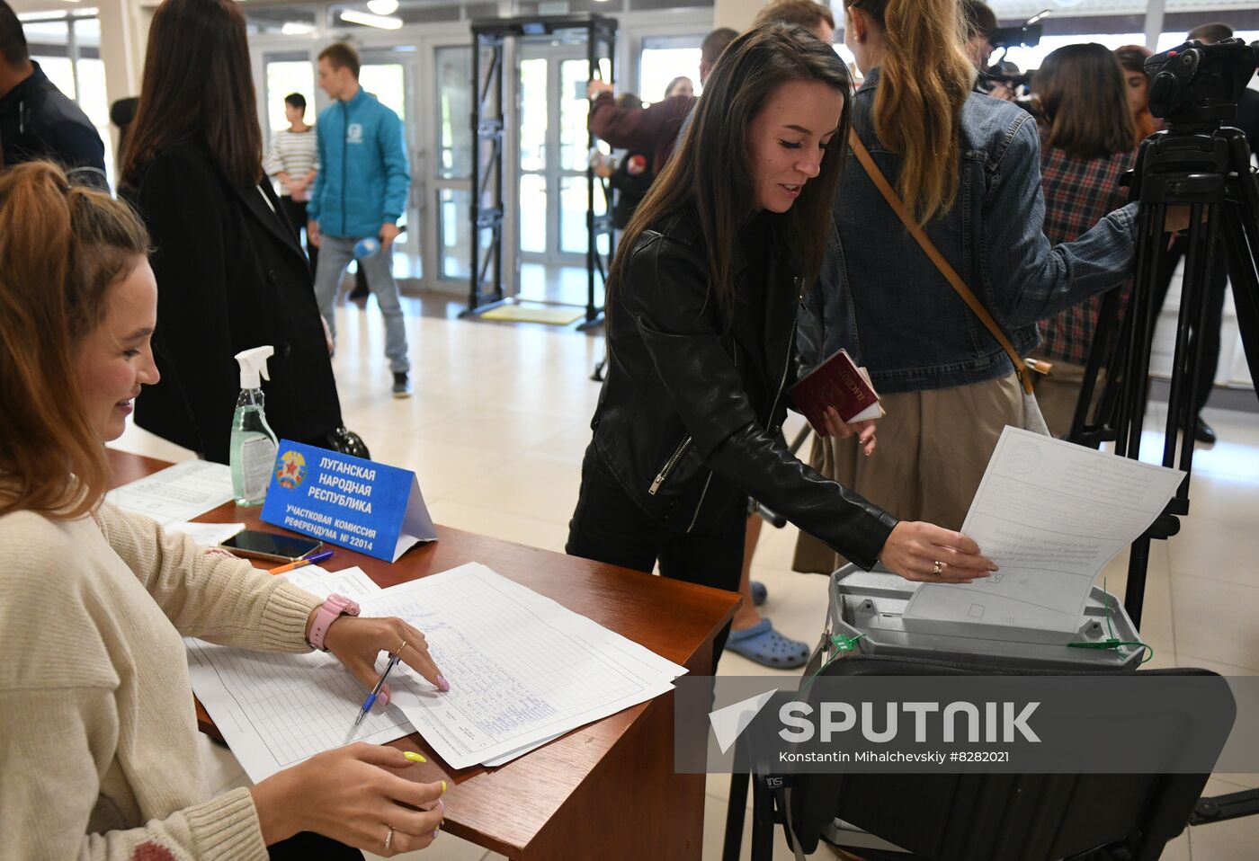 Russia Joining Referendum Regions