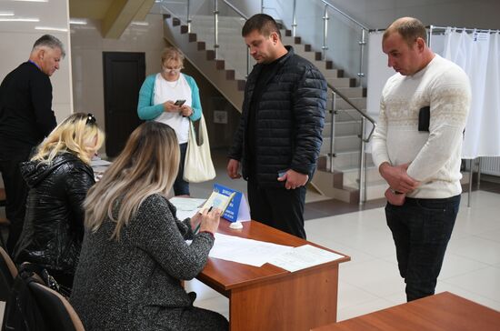 Russia Joining Referendum Regions