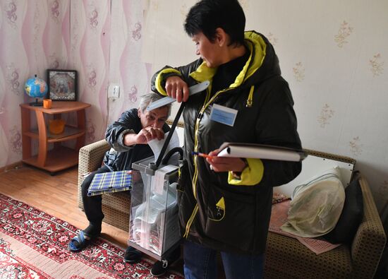 DPR LPR Russia Joining Referendum