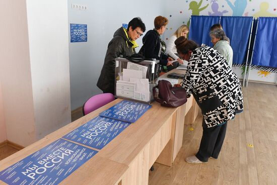 DPR LPR Russia Joining Referendum