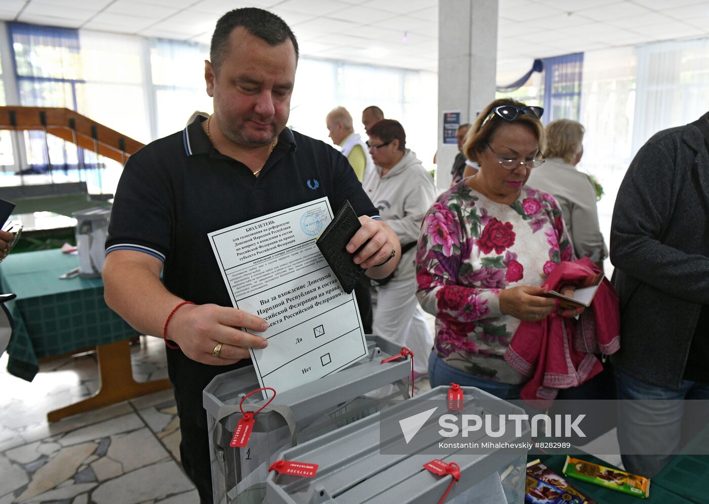 Russia Joining Referendum Regions