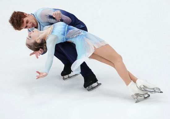 Russia Figure Skating Test Skates Pairs