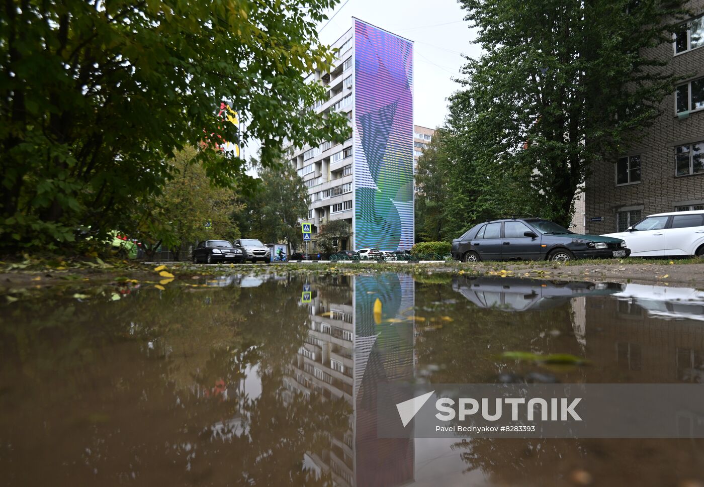Murals on facades of residential builings in Balashikha