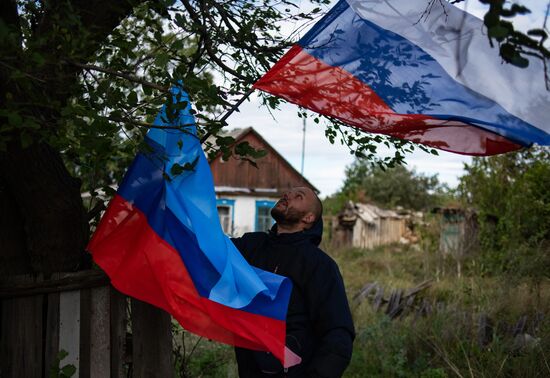 DPR LPR Russia Joining Referendum
