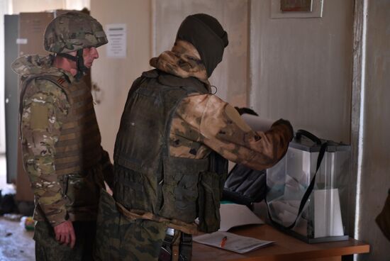 DPR LPR Russia Joining Referendum