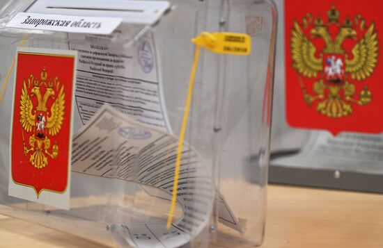 Russia Joining Rerefendum Regions