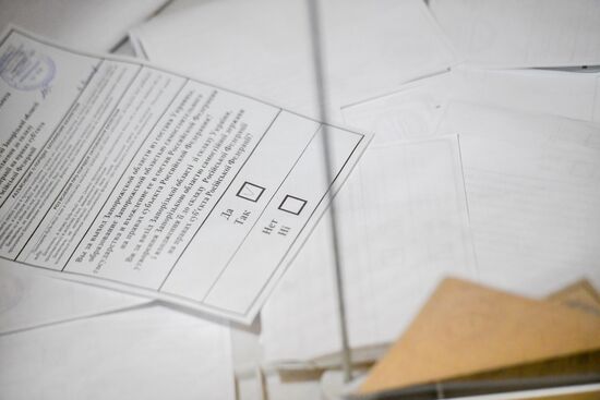 Ukraine Russia Joining Referendum