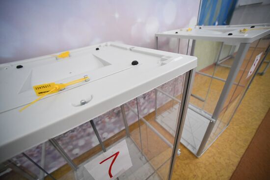 Ukraine Russia Joining Referendum