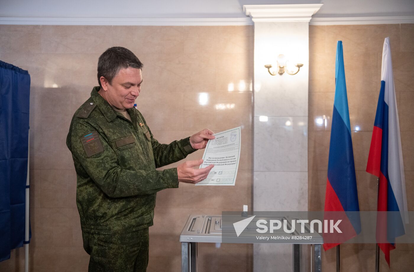 DPR LPR Russia Joining Rerefendum
