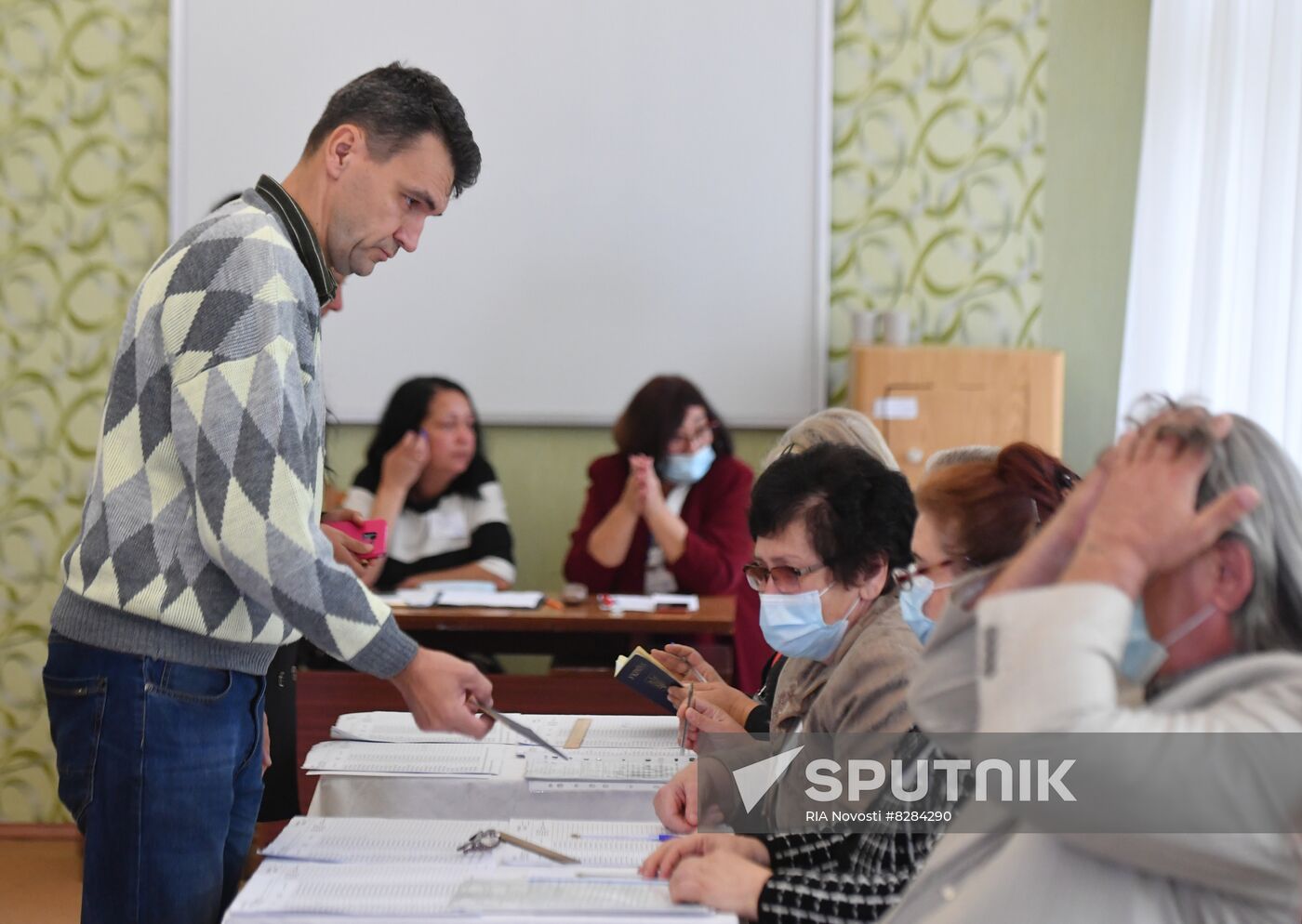 Ukraine Russia Joining Referendum