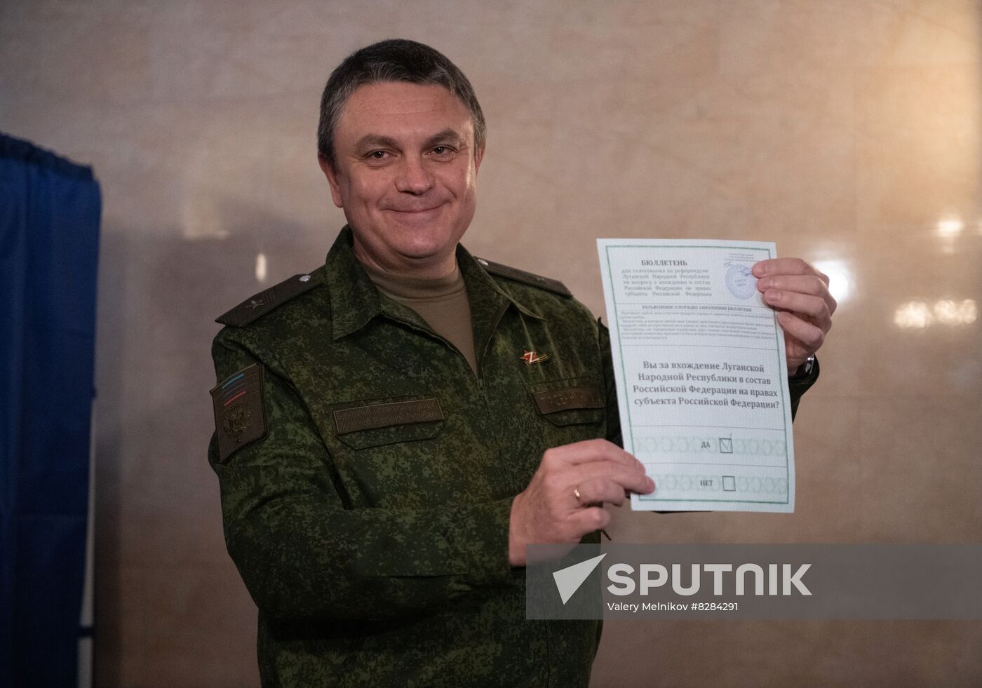 DPR LPR Russia Joining Rerefendum