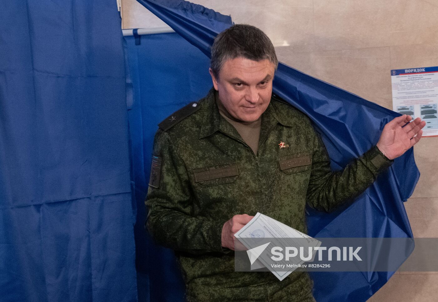 DPR LPR Russia Joining Rerefendum