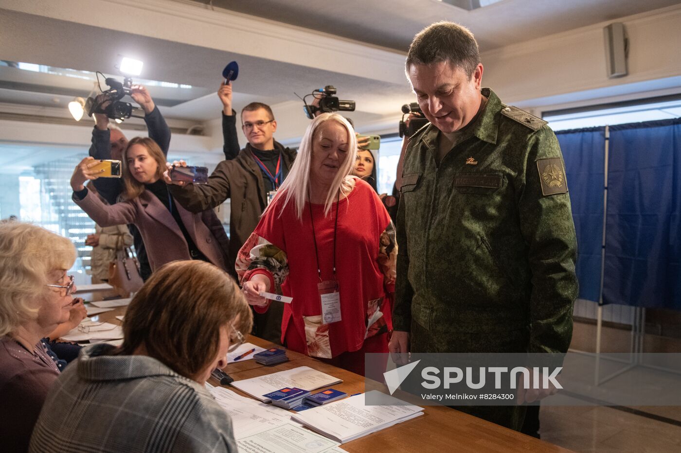 DPR LPR Russia Joining Rerefendum