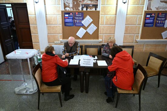 Russia Joining Rerefendum