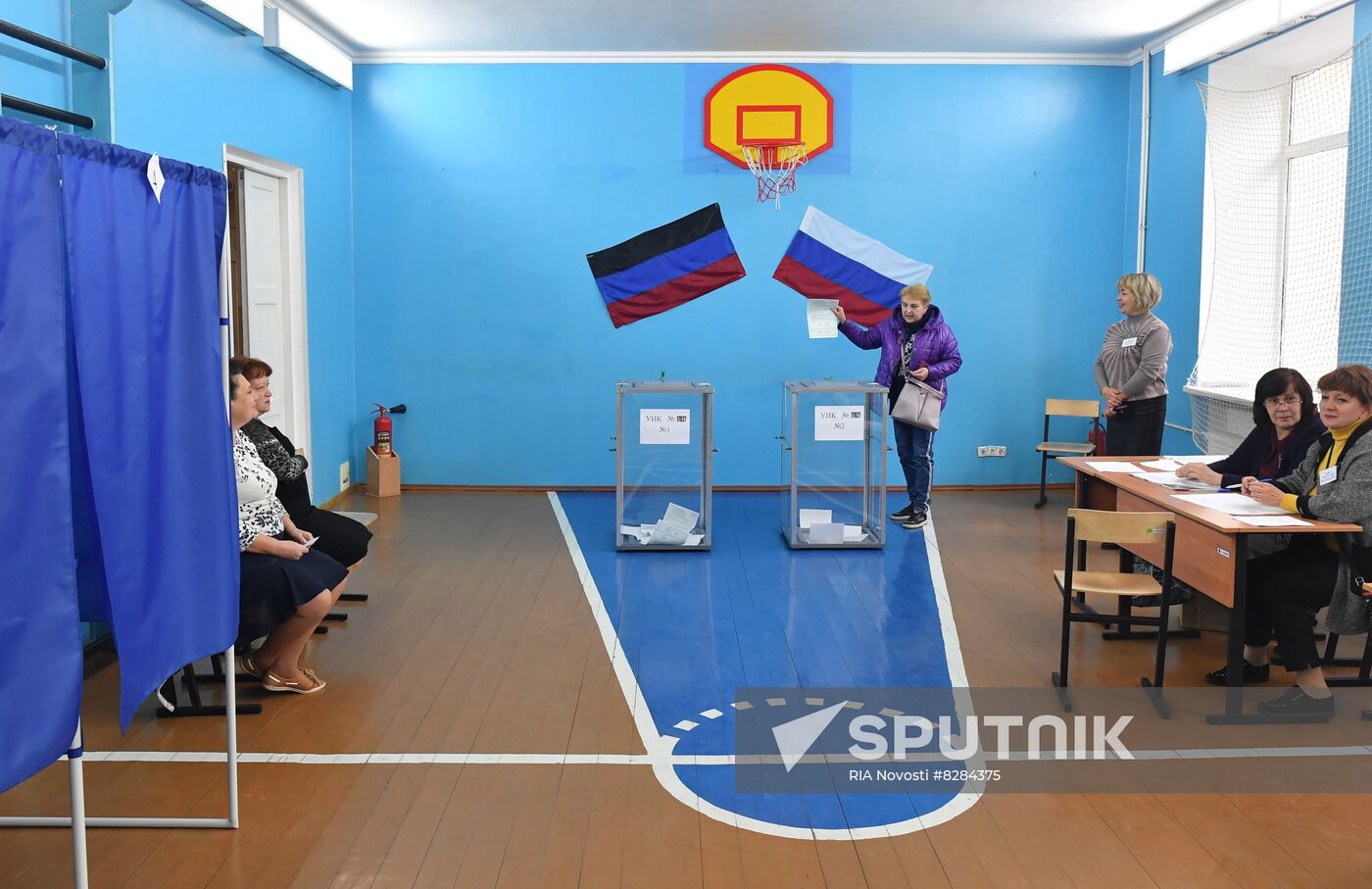 DPR LPR Russia Joining Rerefendum