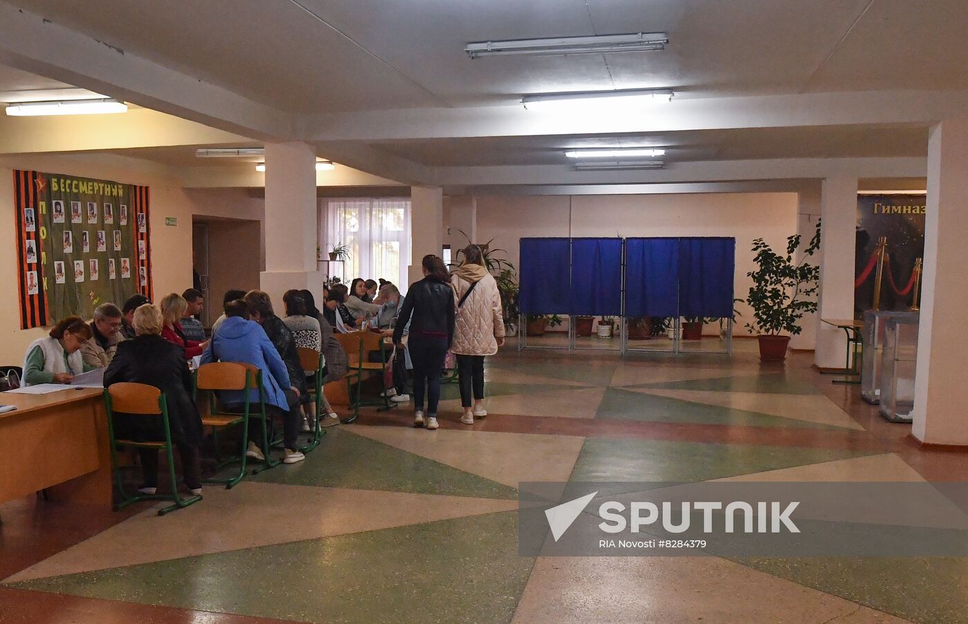 DPR LPR Russia Joining Rerefendum