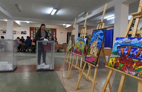 DPR LPR Russia Joining Rerefendum