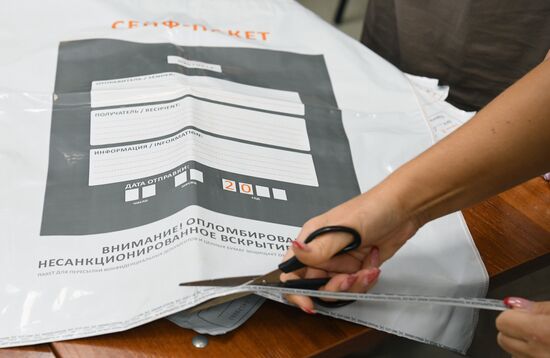 Russia Joining Referendum Vote Counting