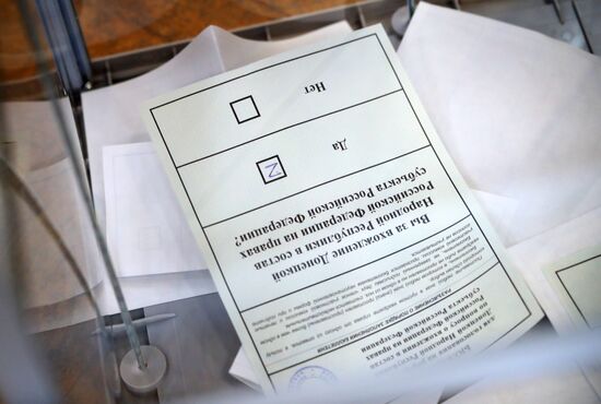 Russia Joining Referendum Regions
