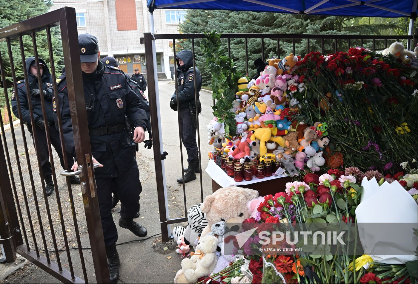 Russia School Shooting Flowers