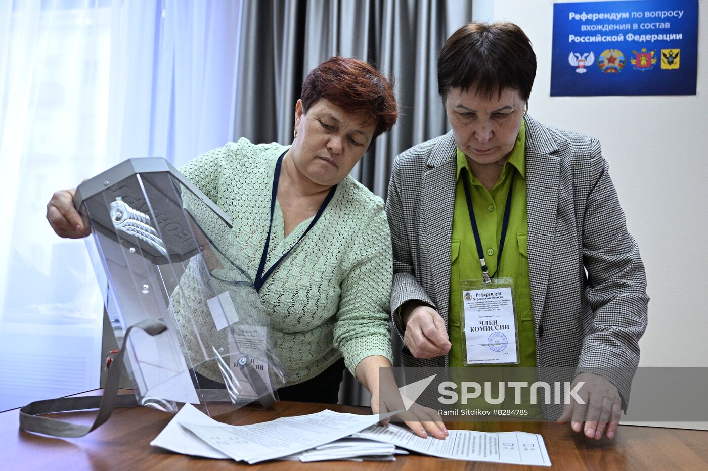 Russia Joining Referendum Vote Counting