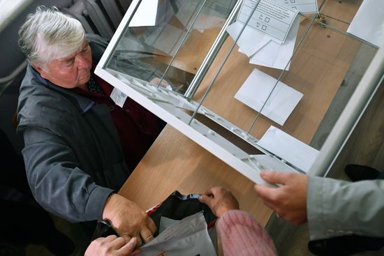 Ukraine Russia Joining Referendum