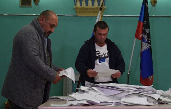 Russia Joining Referendum Vote Counting