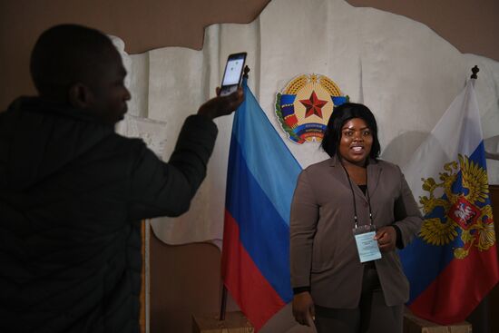 Ukraine DPR LPR Russia Joining Referendum Vote Counting