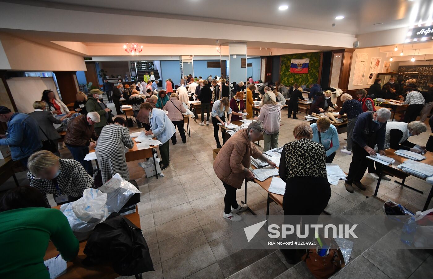 Ukraine DPR LPR Russia Joining Referendum Vote Counting