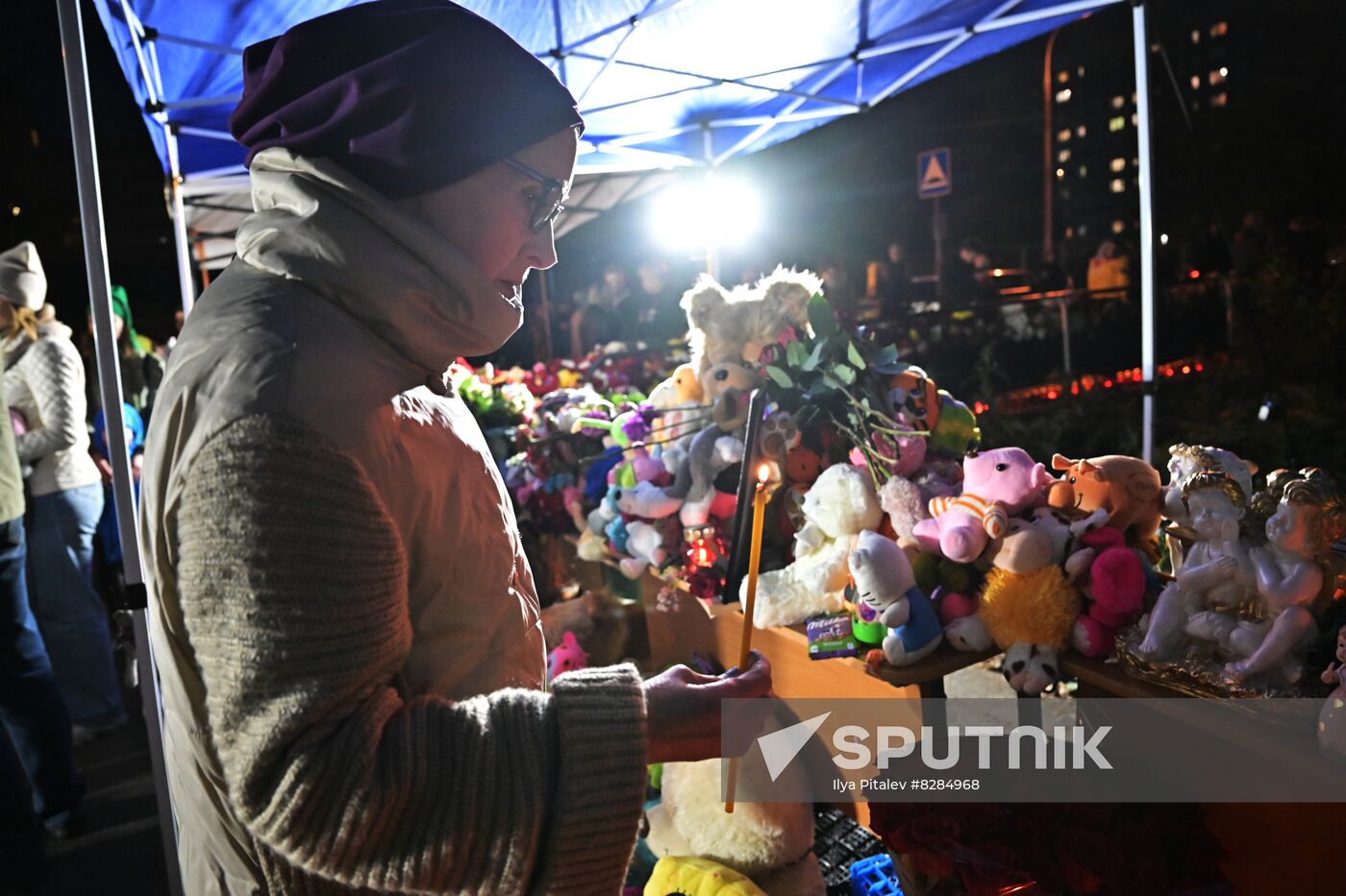 Russia School Shooting Flowers