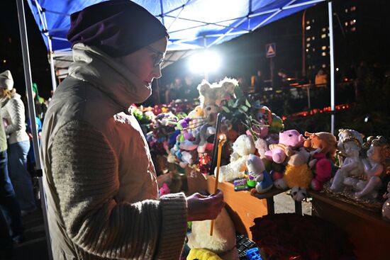 Russia School Shooting Flowers