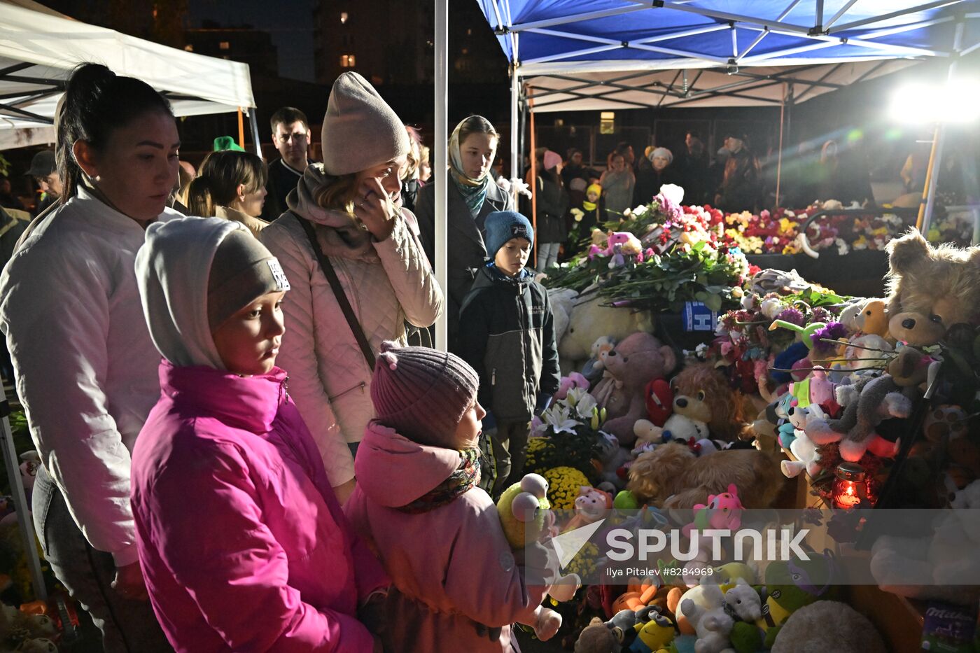 Russia School Shooting Flowers