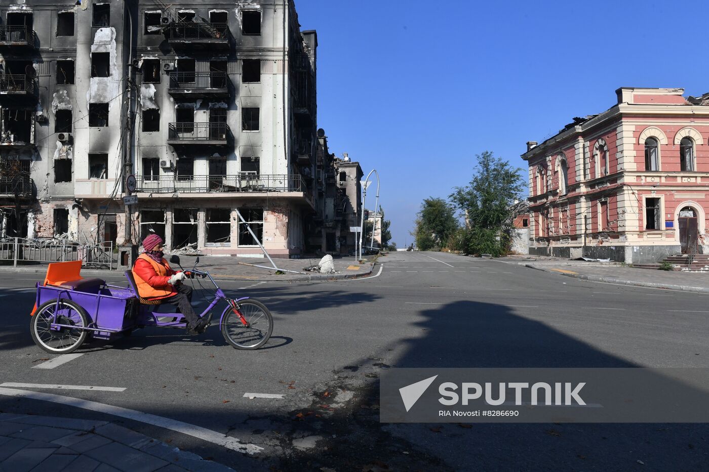 DPR Russia Ukraine Military Operation Daily Life