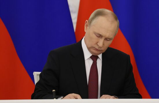 Russia Putin New Territories Accession