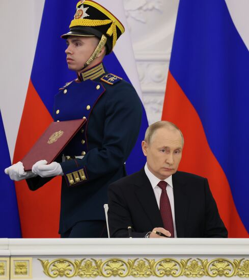 Russia Putin New Territories Accession
