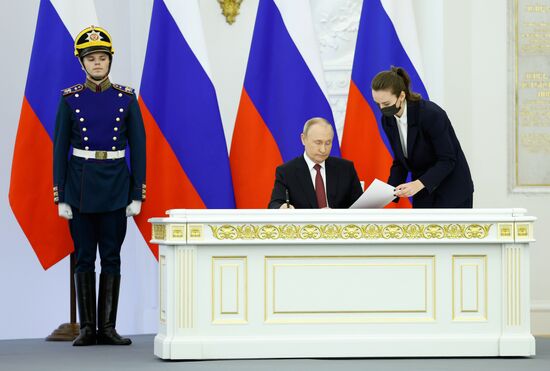 Russia Putin New Territories Accession