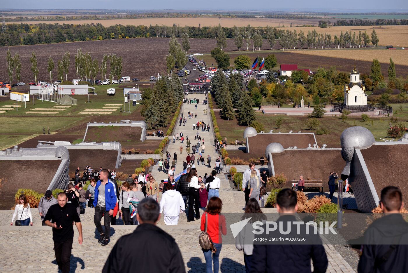 DPR Russia Accession Rally