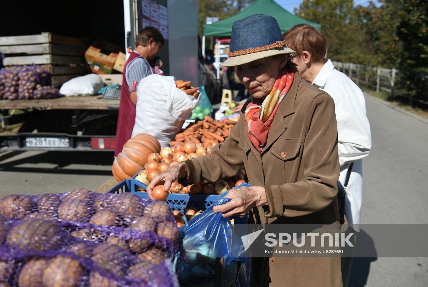 Russia Crimea Food Market