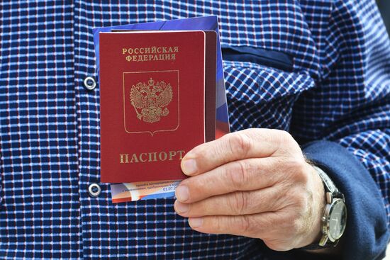 DPR Russia Ukraine Military Operation Passports