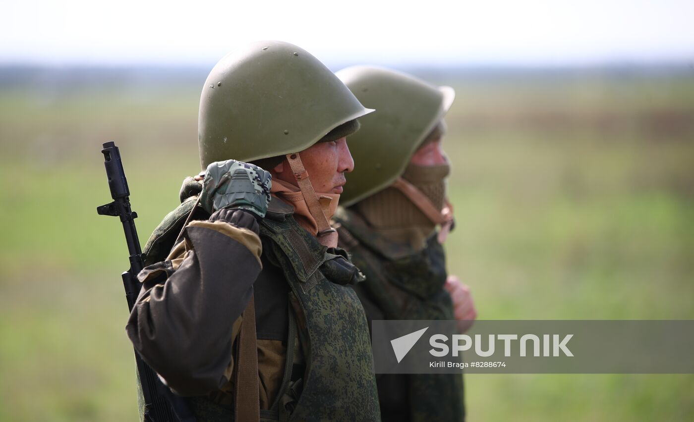 Russia Ukraine Military Operation Partial Mobilisation Training