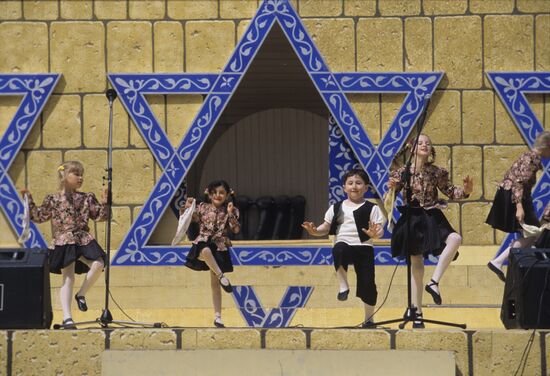 Celebrating 50th anniversary of Israel in Moscow