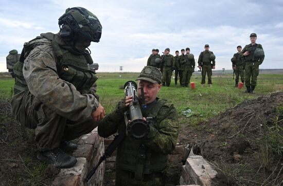 Russia Ukraine Military Operation Partial Mobilisation Training